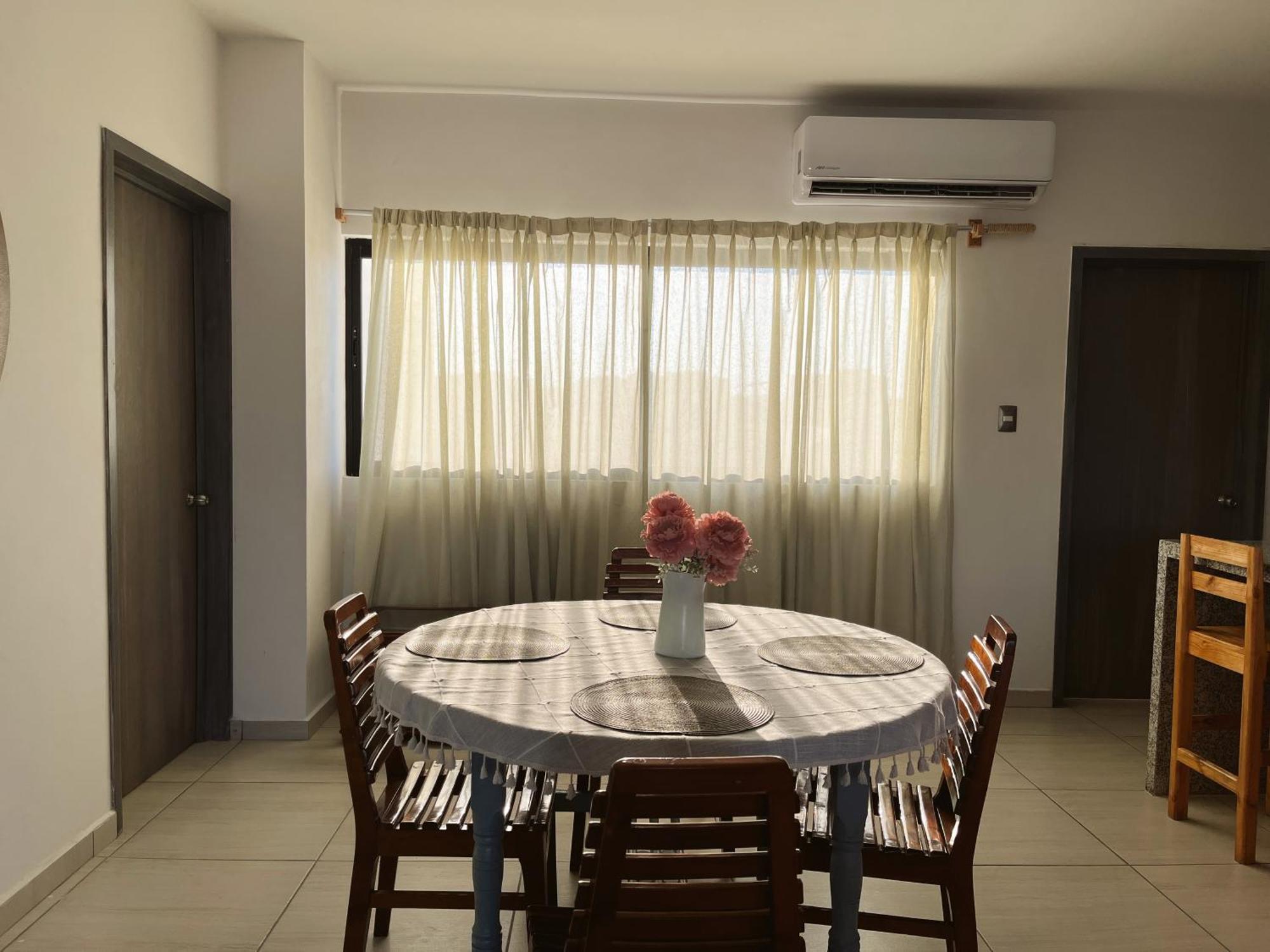 דירות ורקרוז Departamento Climatizado Excelente Ubicacion מראה חיצוני תמונה